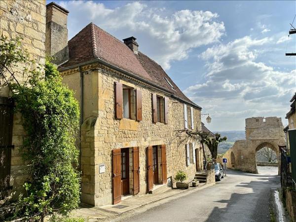 Maison à vendre |  Domme |  5 pièces | 67 m²