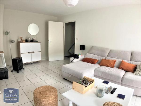 Appartement à louer 3 pièces 61.88m² Cahors (46000)