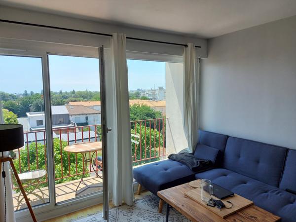 T2 lumineux avec vue dégagée quartier Port Neuf