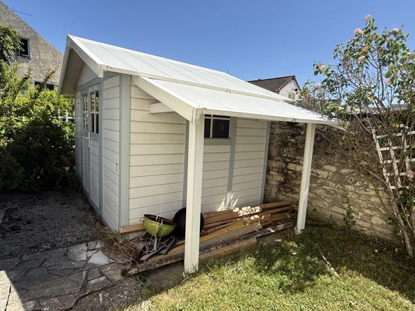 Maison familiale de 110 m² – Calme et à proximité des commodités.