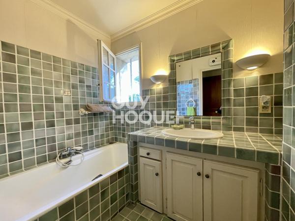 MAISON À VENDRE DE 5 PIÈCES DE 171,83 M²