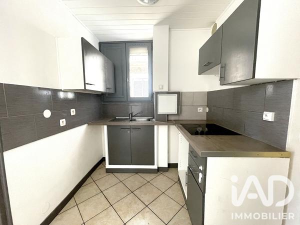 Location appartement 3 pièces 40,78 m² Corbeil-Essonnes