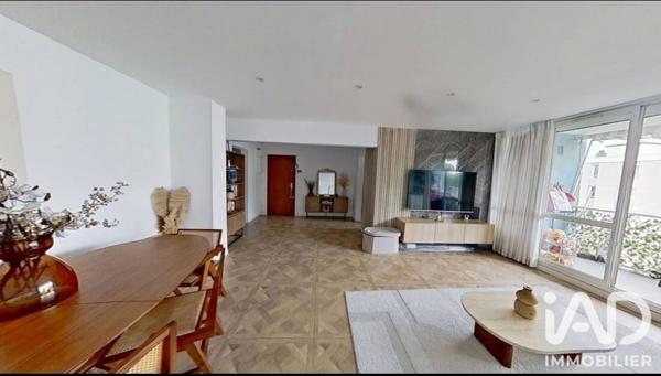 Location appartement 5 pièces 101,14 m² Massy
