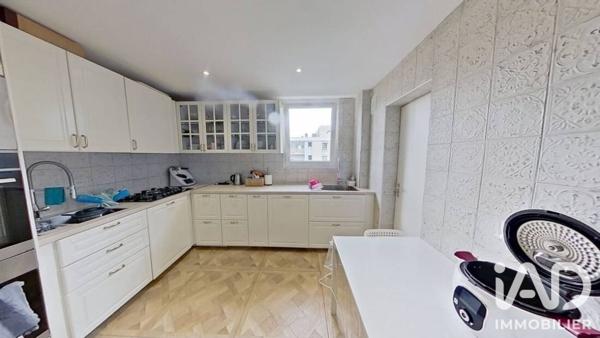 Location appartement 5 pièces 101,14 m² Massy