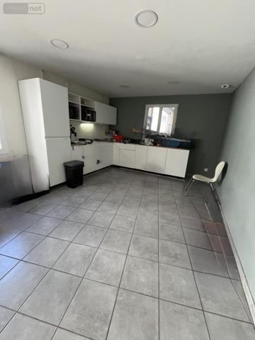 Fonds et/ou murs commerciaux à vendre à Dole dans le Jura (39100), ref : 39033-2534