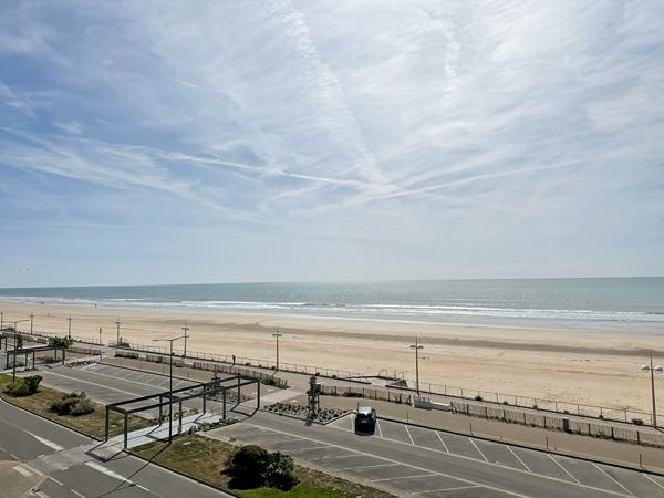 Appartement rénové face à l'océan