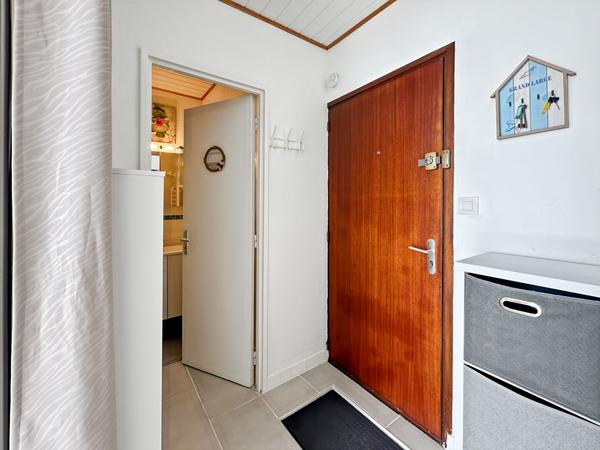 Appartement rénové face à l'océan