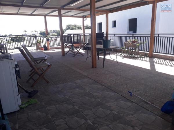 A louer appartement F4 sur le Port