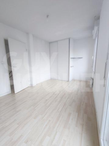 À louer : Appartement spacieux de 4 pièces au coeur de Maubeuge