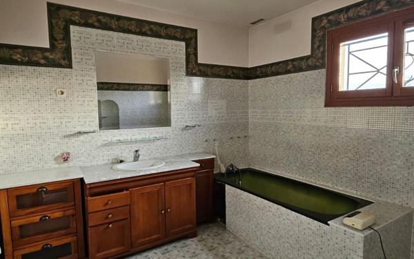 Maison à vendre    6 pièces •  Étréchy