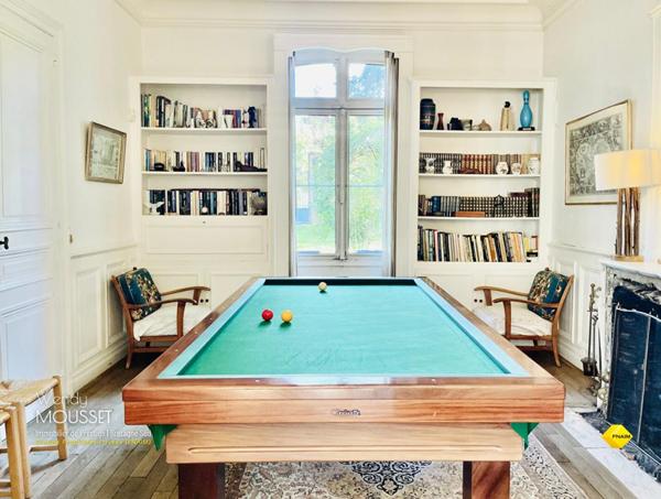 Demeure de caractère du XIXème siècle à 20 minutes du Château de Versailles et 30 minutes du coeur du Paris