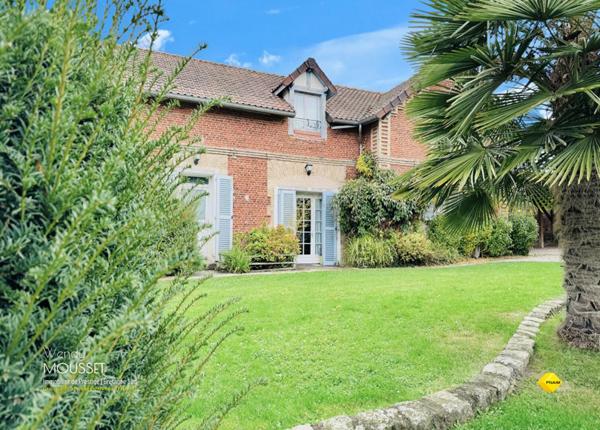 Demeure de caractère du XIXème siècle à 20 minutes du Château de Versailles et 30 minutes du coeur du Paris