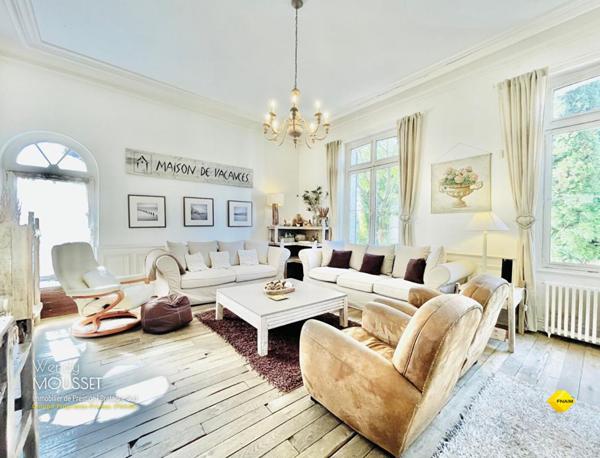 Demeure de caractère du XIXème siècle à 20 minutes du Château de Versailles et 30 minutes du coeur du Paris