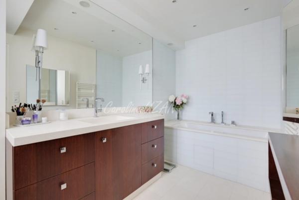 Paris 16e Sud - Porte de St Cloud - Appartement avec balcon -174 m² rénovés - Étage élevé – 5/6 pièces