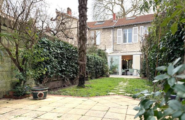 Vente Maison La Rochelle 1 145 000 € HAI - 150 m2 - 3 Chambres - Réf. 700-TERREETMER17_700