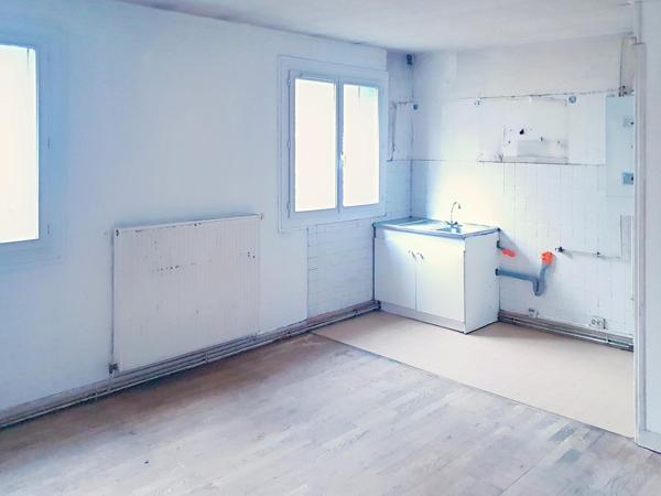 T2 à rénover aux Alliés