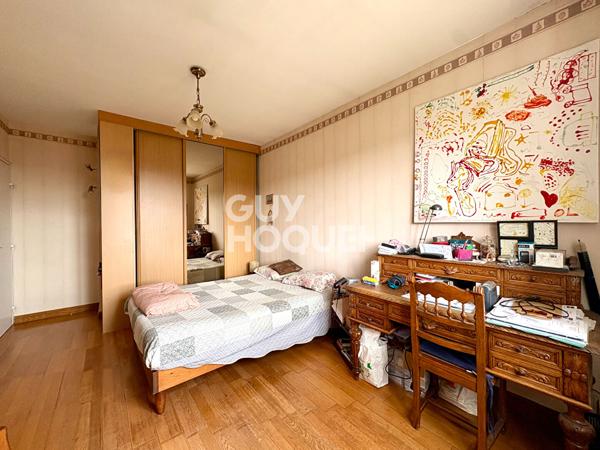 GIVORS MONTROND : Maison individuelle T4 - sous sol de 100m² - vue dégagée - plus de 1 500 m² de terrain