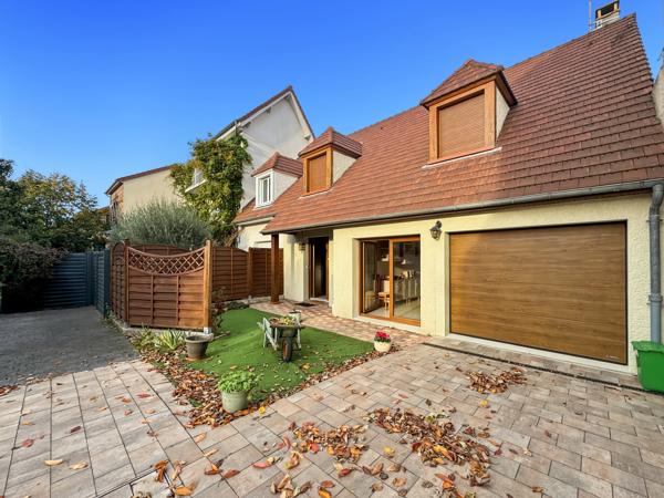 COURBEVOIE 92 – RUE HOCHE – MAISON FAMILIALE AVEC JARDIN ET DÉPENDANCE