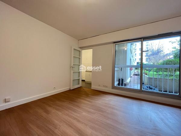 Location Appartement 2 pièces 51 m² - Paris 75020