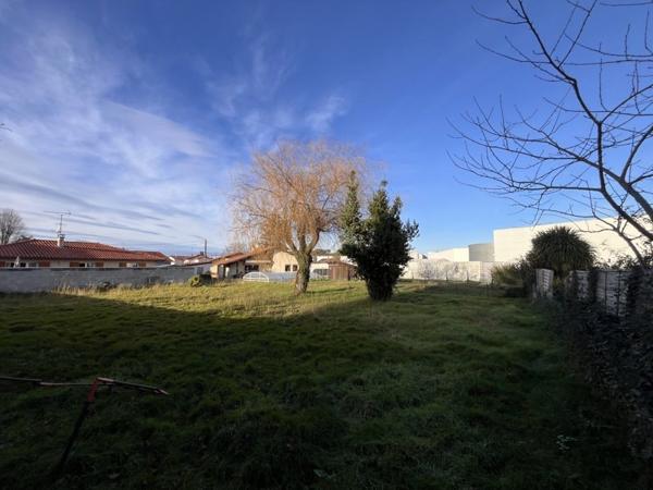 Terrain à vendre |  Saint-Paul-lès-Dax |  735 m²