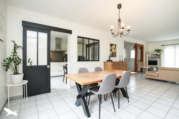 Maison 365 680 € La Riche 5 p 120 m² DPE C