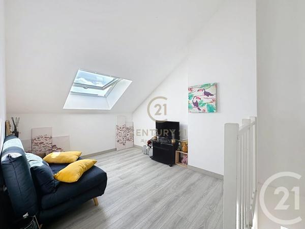 Maison à vendre  5 pièces - 147,96 m 2   CHAMPS SUR MARNE  - 77