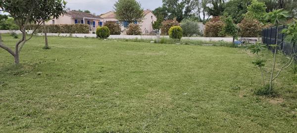 Terrain constructible 580m² au calme  Bagard (30140)