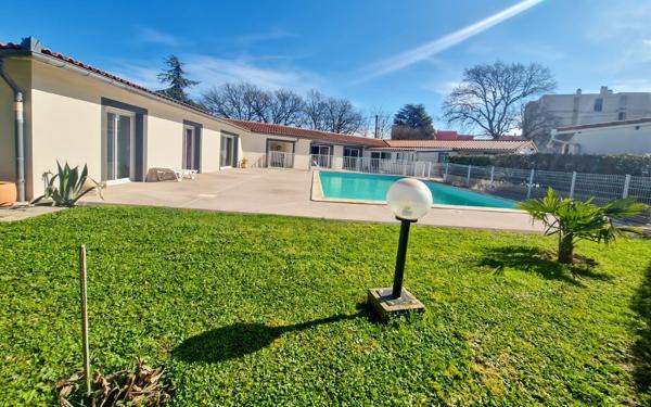 Maison à vendre    5 pièces • 162,97 m2 Toulouse