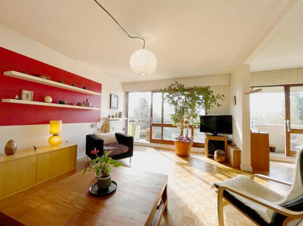 Fontenay-aux-Roses (92260) FONTENAY AUX ROSES, PROCHE Le Plessis Robinson - APPARTEMENT 107m2 avec 4 chambres - TERRASSE 14m2 - PARC, VER