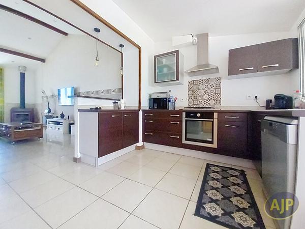 Vente maison Pauillac : 170 000 € - AJP Pauillac Immobilier