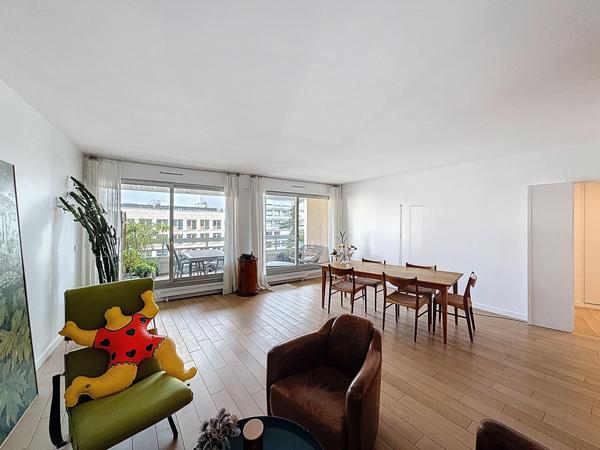 75015 CAMBRONNE Appartement 125m² + Terrasse 19m²