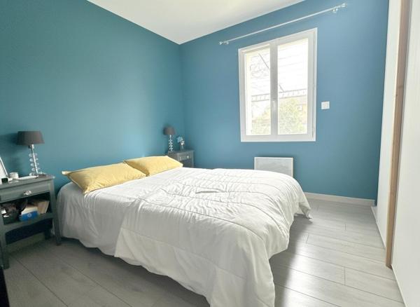 A VISITER SUR ENTRAIGUES SUR LA SORGUE, EN CAMPAGNE MAGNIFIQUE MAISON DE PLAIN PIED DE 100 M² SUR TERRAIN DE 790 M