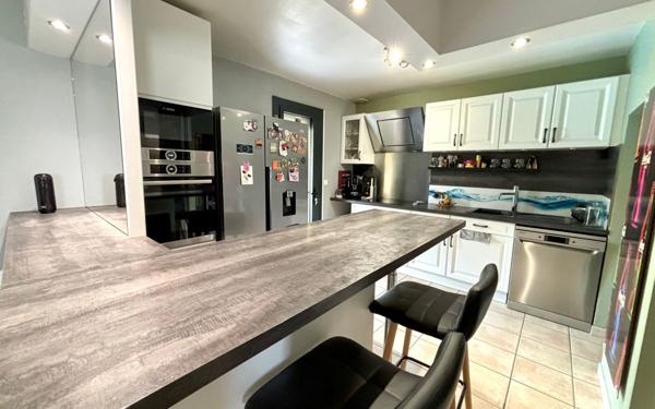 Maison à vendre    5 pièces • 115 m2 Pégomas