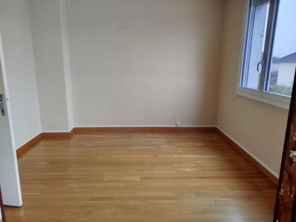 Maison à SABLE-SUR-SARTHE, 72300 - 4 pièces 81m²