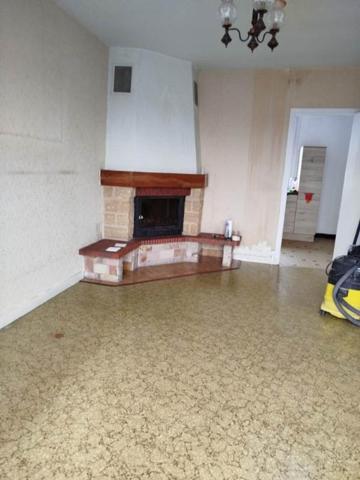 Maison à SABLE-SUR-SARTHE, 72300 - 4 pièces 81m²