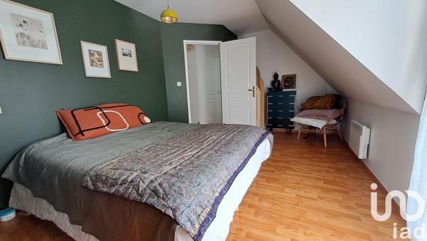 Maison traditionnelle 5 pièces de 84 m² à La Roche-Jaudy (22450)