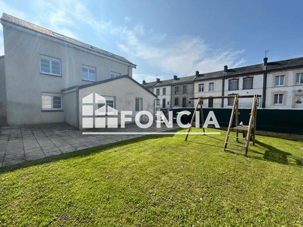 Location Appartement 4 pièces 80 m² - 96 AVENUE JEAN JAURES Villers Semeuse 08000