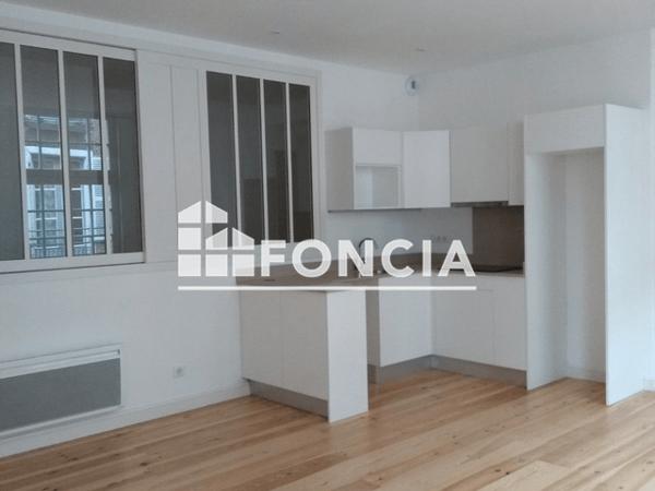 Location Appartement 2 pièces 60 m² - 50 RUE VICTOR HUGO Bayonne 64100