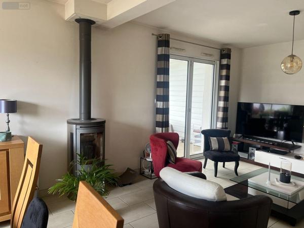 Maison individuelle à vendre à Maen Roch en Ille-et-Vilaine (35460), ref : 153/156