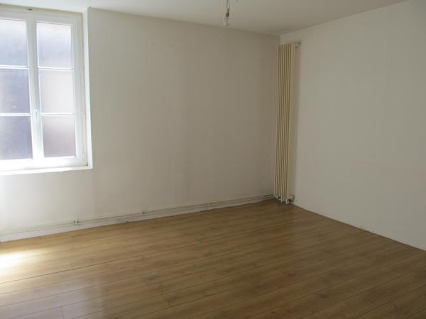 Immeuble
                                                                                                                                                
                                                                                                                                                
                                                                                                                                                
                                                    
                                                                                                                                                                                                                                                                                                                        202  m²                                                                                                                                                                                                         1 etage(s)