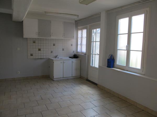 Immeuble
                                                                                                                                                
                                                                                                                                                
                                                                                                                                                
                                                    
                                                                                                                                                                                                                                                                                                                        202  m²                                                                                                                                                                                                         1 etage(s)