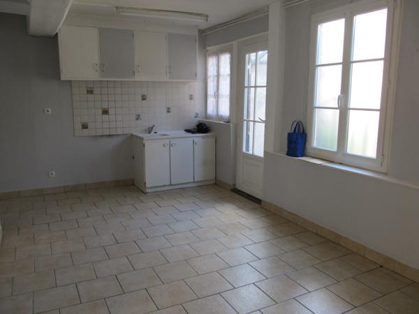 Immeuble
                                                                                                                                                
                                                                                                                                                
                                                                                                                                                
                                                    
                                                                                                                                                                                                                                                                                                                        202  m²                                                                                                                                                                                                         1 etage(s)
