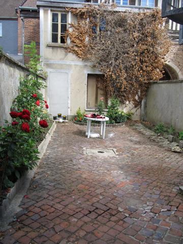 Immeuble
                                                                                                                                                
                                                                                                                                                
                                                                                                                                                
                                                    
                                                                                                                                                                                                                                                                                                                        202  m²                                                                                                                                                                                                         1 etage(s)