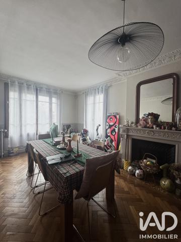 Maison à vendre 10 pièces 217 m² Gacé