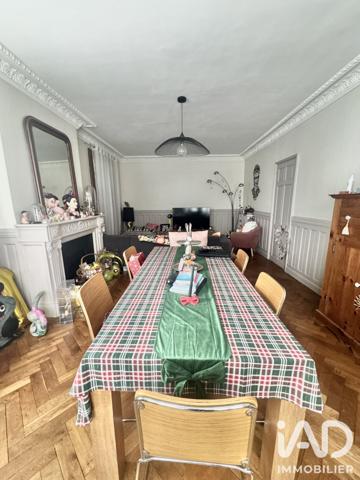 Maison à vendre 10 pièces 217 m² Gacé
