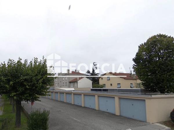 Location Parking - 134 RUE JEAN CHIEZE Guilherand Granges 07500