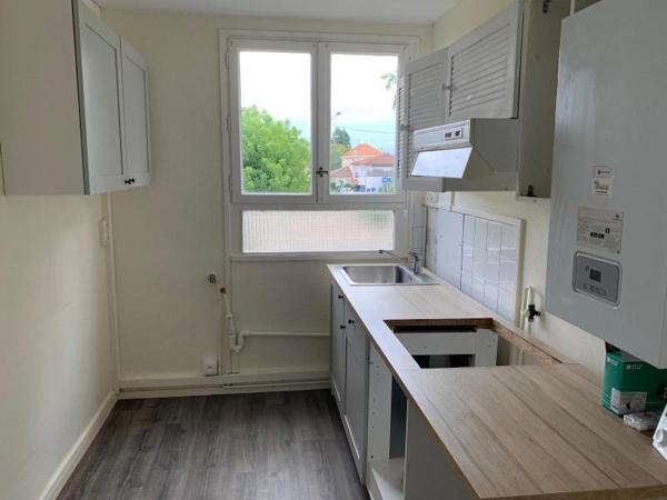 Appartement 4 pièces de 65 m² à Talence