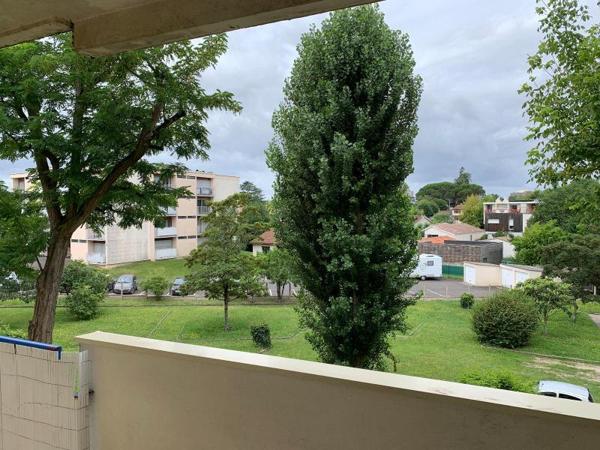Appartement 4 pièces de 65 m² à Talence