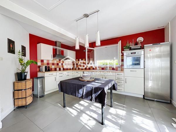 Villa T6 avec vue dégagée coteaux