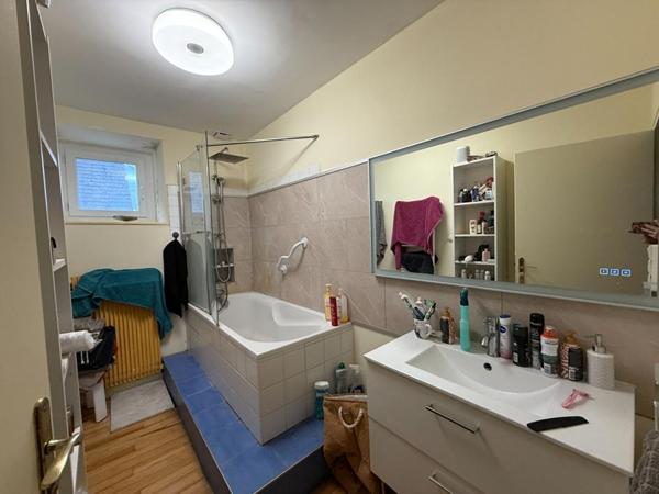 Maison Mortain Bocage 8 pièce(s) 192 m2